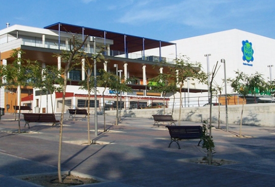 Rynek wtórny - Szeregowiec - Santa Pola - Santiago Bernabéu