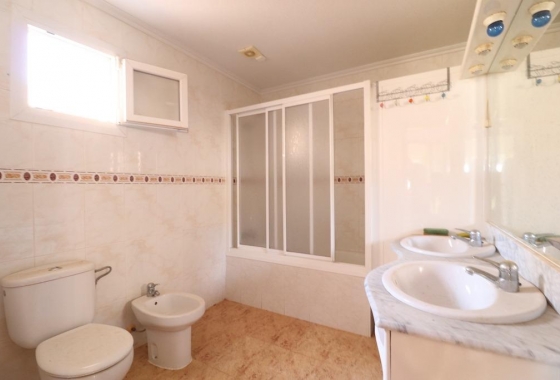 Resale - Villa - Orihuela Costa - Villamartín