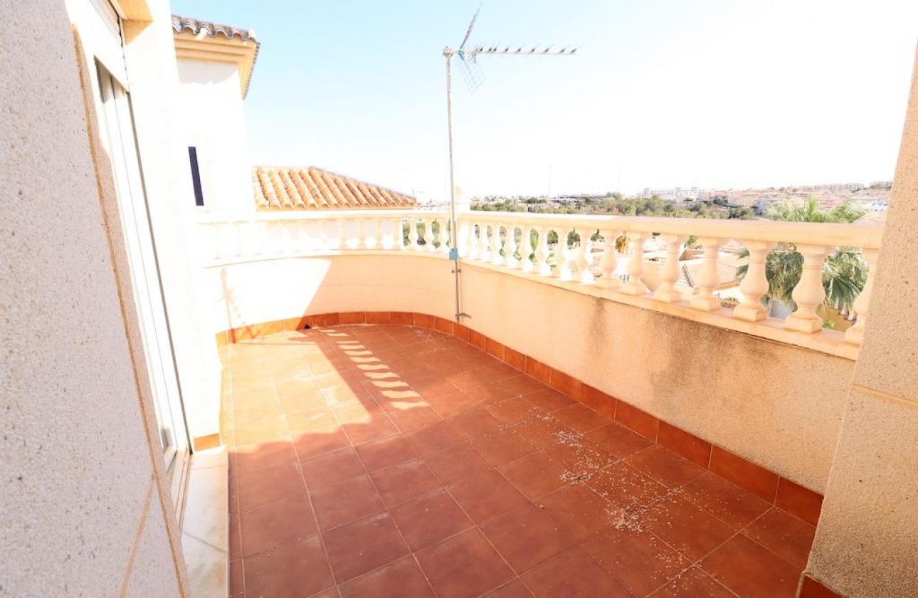 Resale - Villa - Orihuela Costa - Villamartín