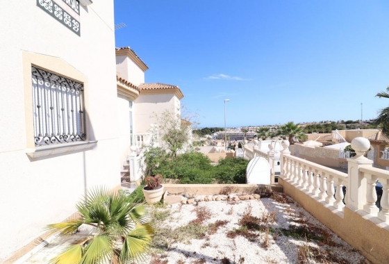 Resale - Villa - Orihuela Costa - Villamartín