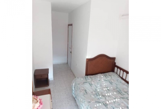 Resale - Apartment - Torrevieja - Estacion de autobuses