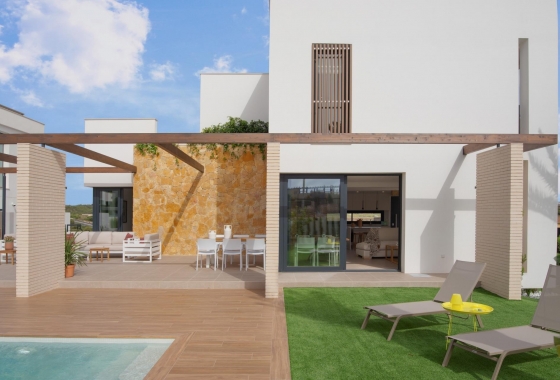 Obra nueva - Villa - Orihuela Costa - Campoamor