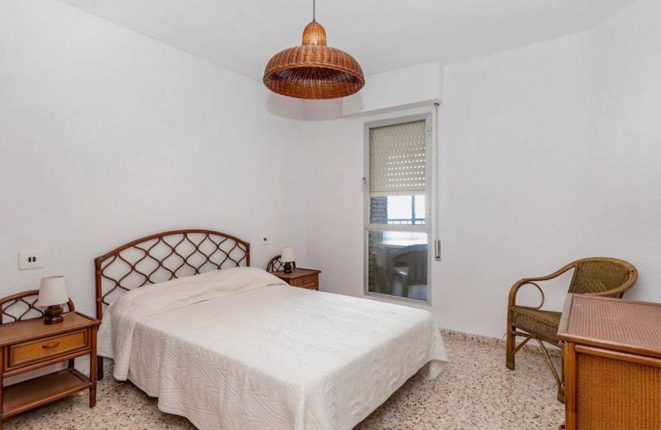 Rynek wtórny - Apartament - Torrevieja - Playa de los Locos