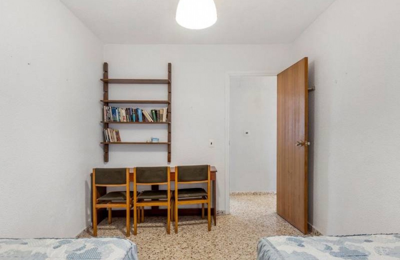 Rynek wtórny - Apartament - Torrevieja - Playa de los Locos