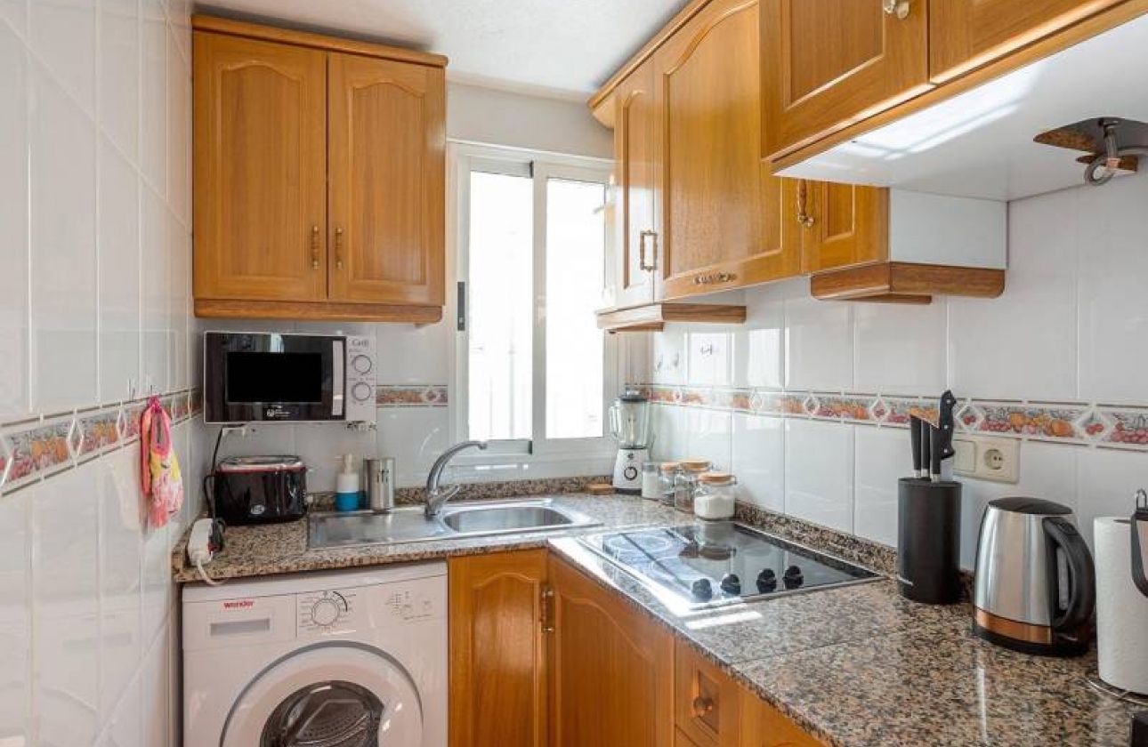 Resale - Apartment - Torrevieja - Centro