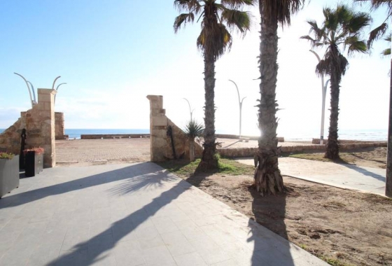 Resale - Apartment - Torrevieja - La Mata