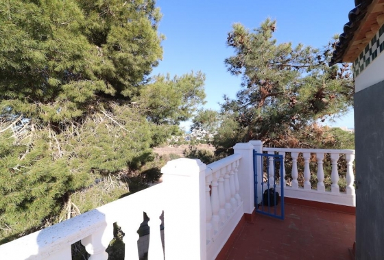 Resale - Villa - Orihuela Costa - Los Dolses