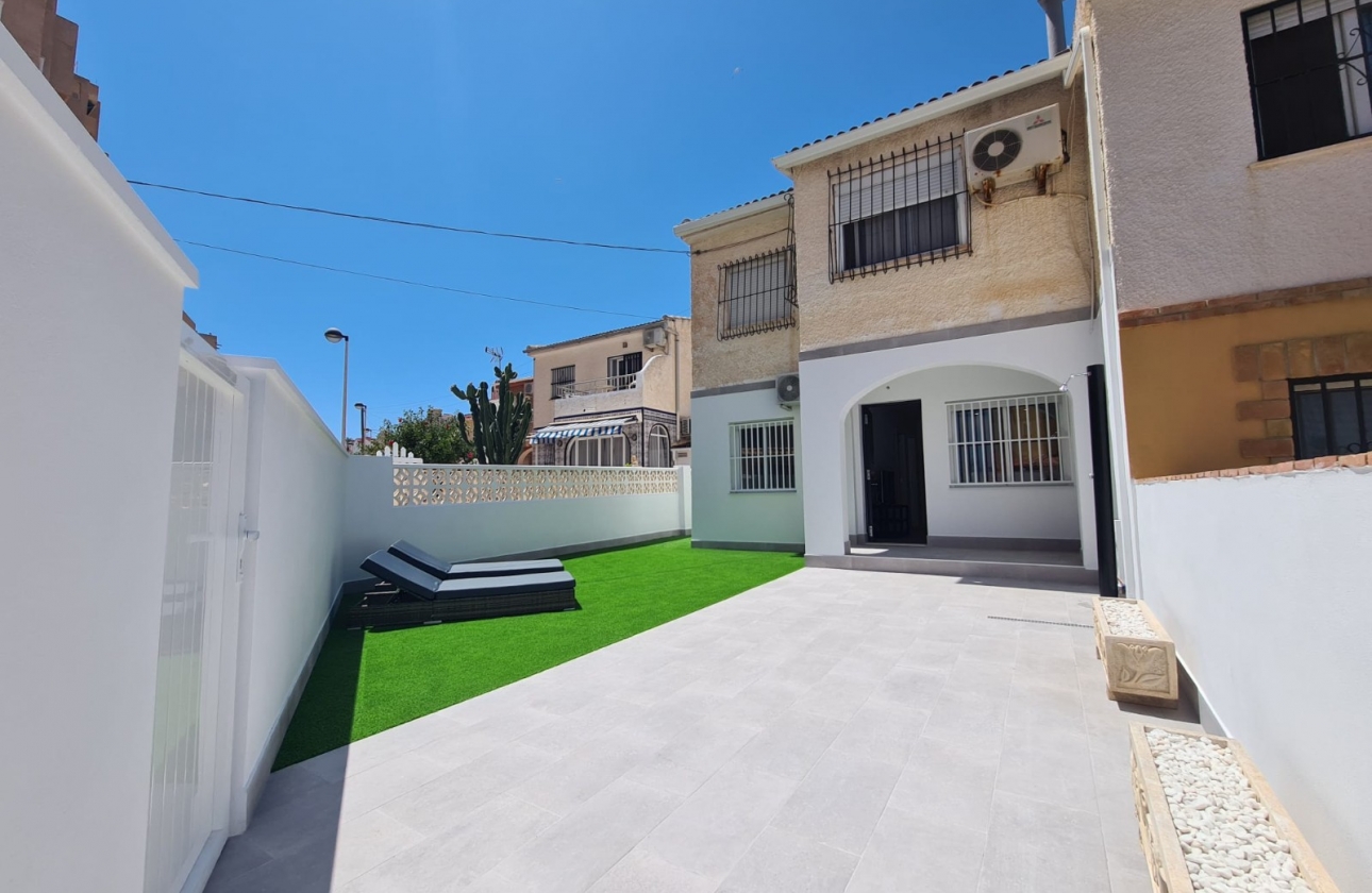 Reventa - Adosado - Torrevieja - La Mata