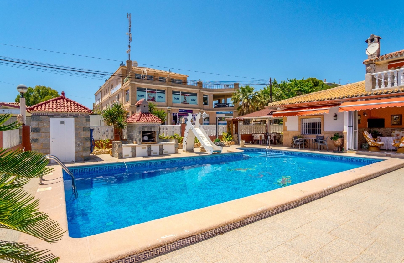 Rynek wtórny - Villa - Orihuela Costa - Campoamor