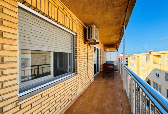 Resale - Apartment - Torrevieja - La Mata