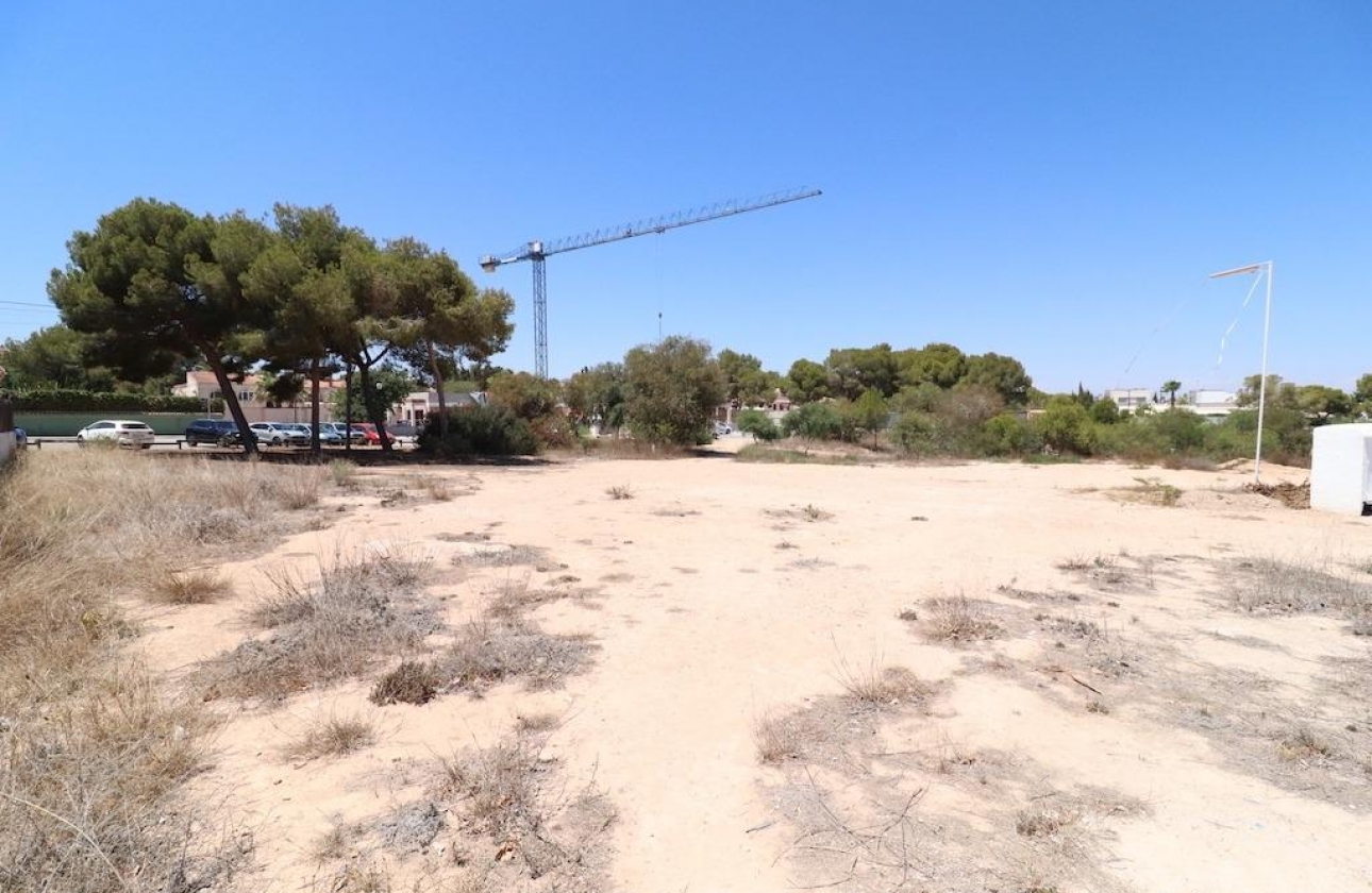 Resale - Plot / Land - Orihuela Costa - Montezenia