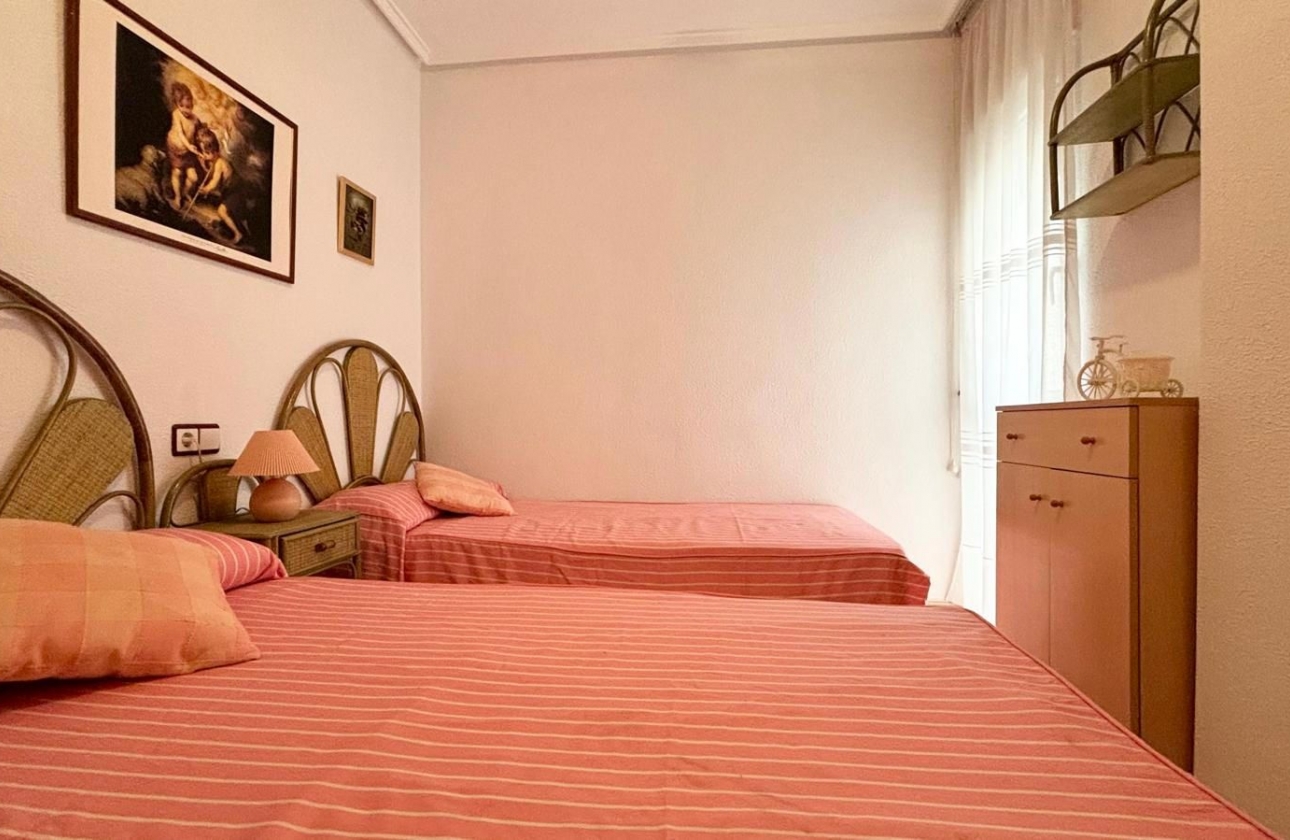 Rynek wtórny - Apartament - Torrevieja - Playa del Cura