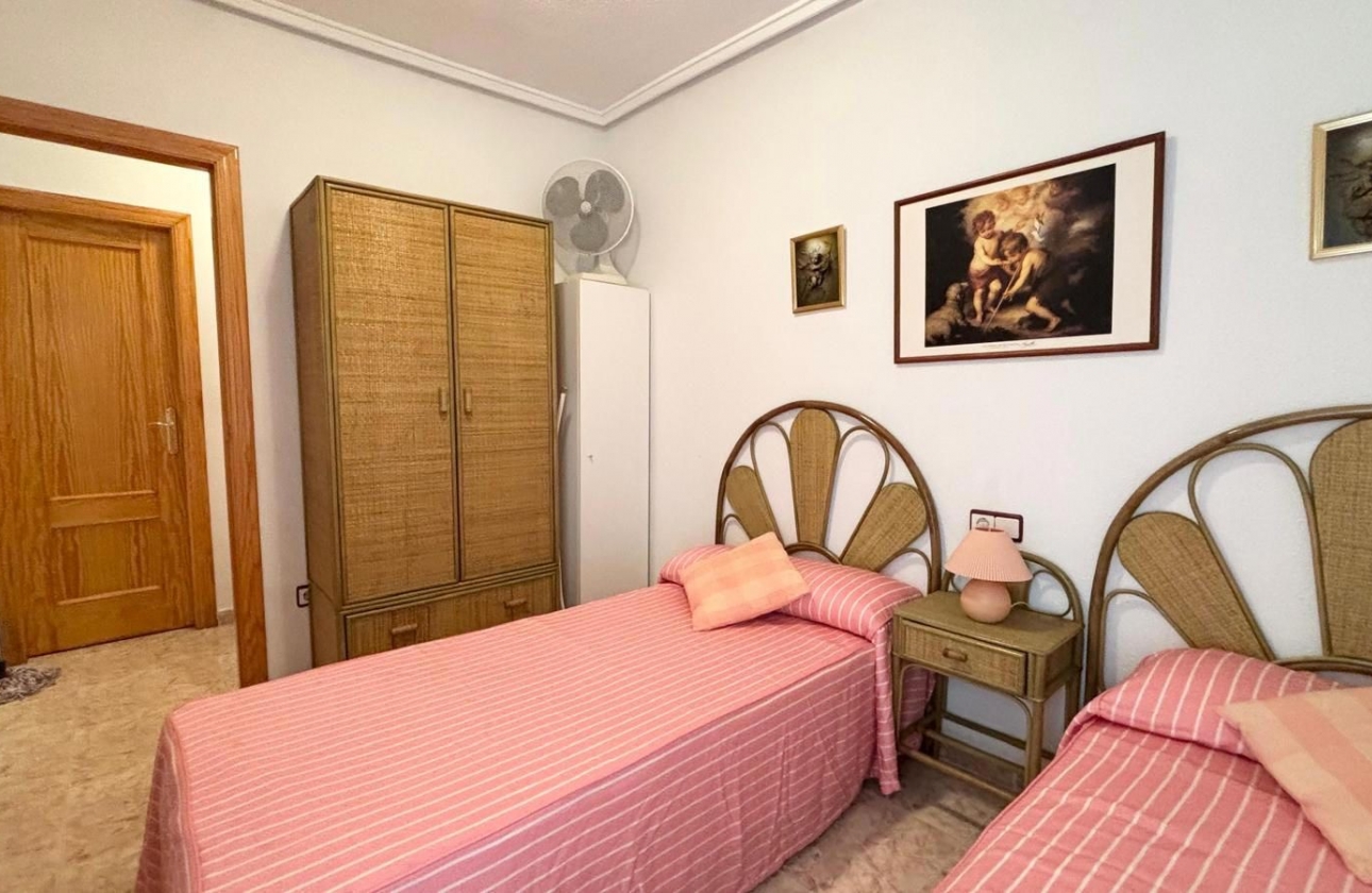 Rynek wtórny - Apartament - Torrevieja - Playa del Cura