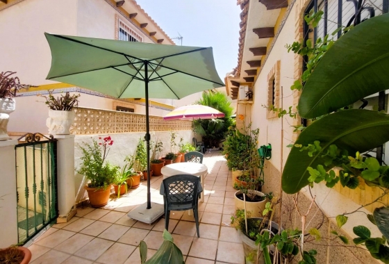 Resale - Semi-detached - Torrevieja - Las calas