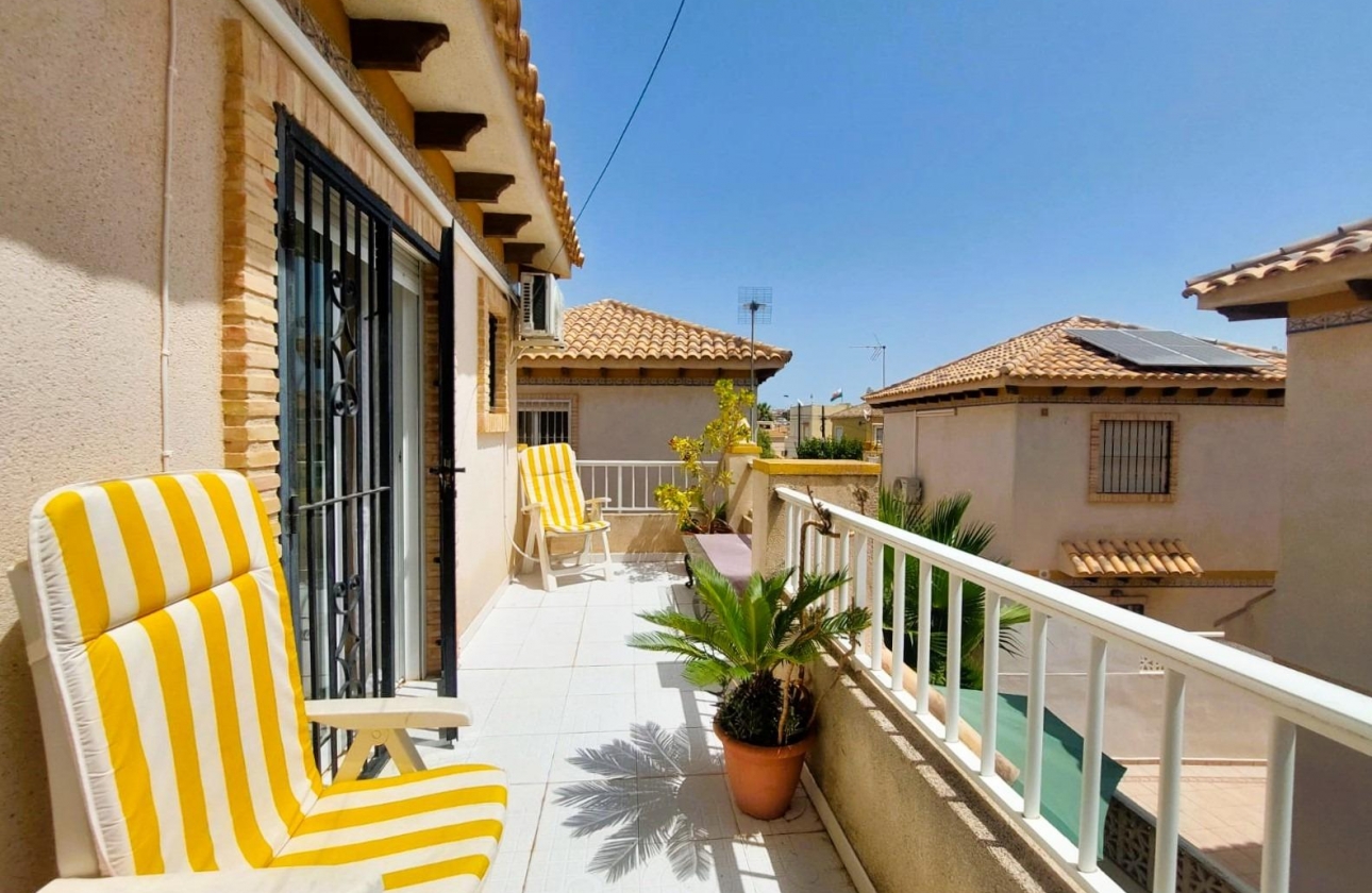 Resale - Semi-detached - Torrevieja - Las calas