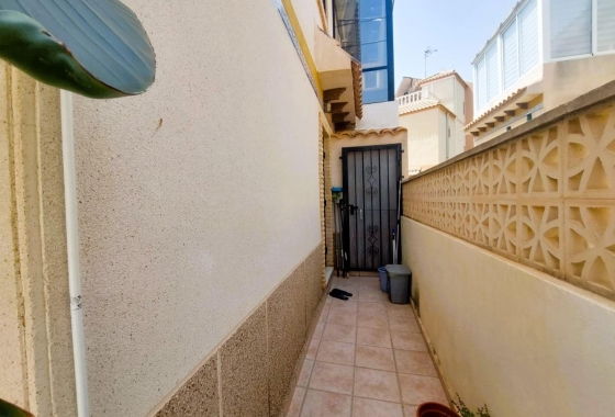 Resale - Semi-detached - Torrevieja - Las calas