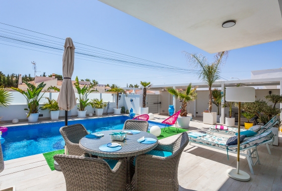 Reventa - Villa - Torrevieja - La siesta