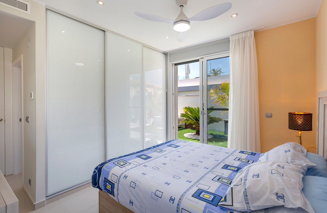 Reventa - Villa - Torrevieja - La siesta