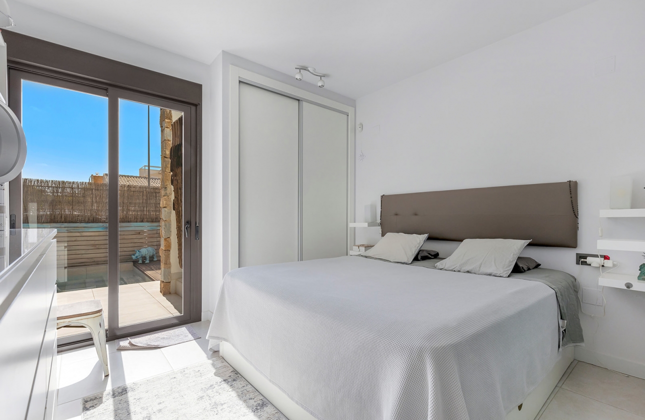 Rynek wtórny - Villa - Orihuela Costa - Lomas de Cabo Roig