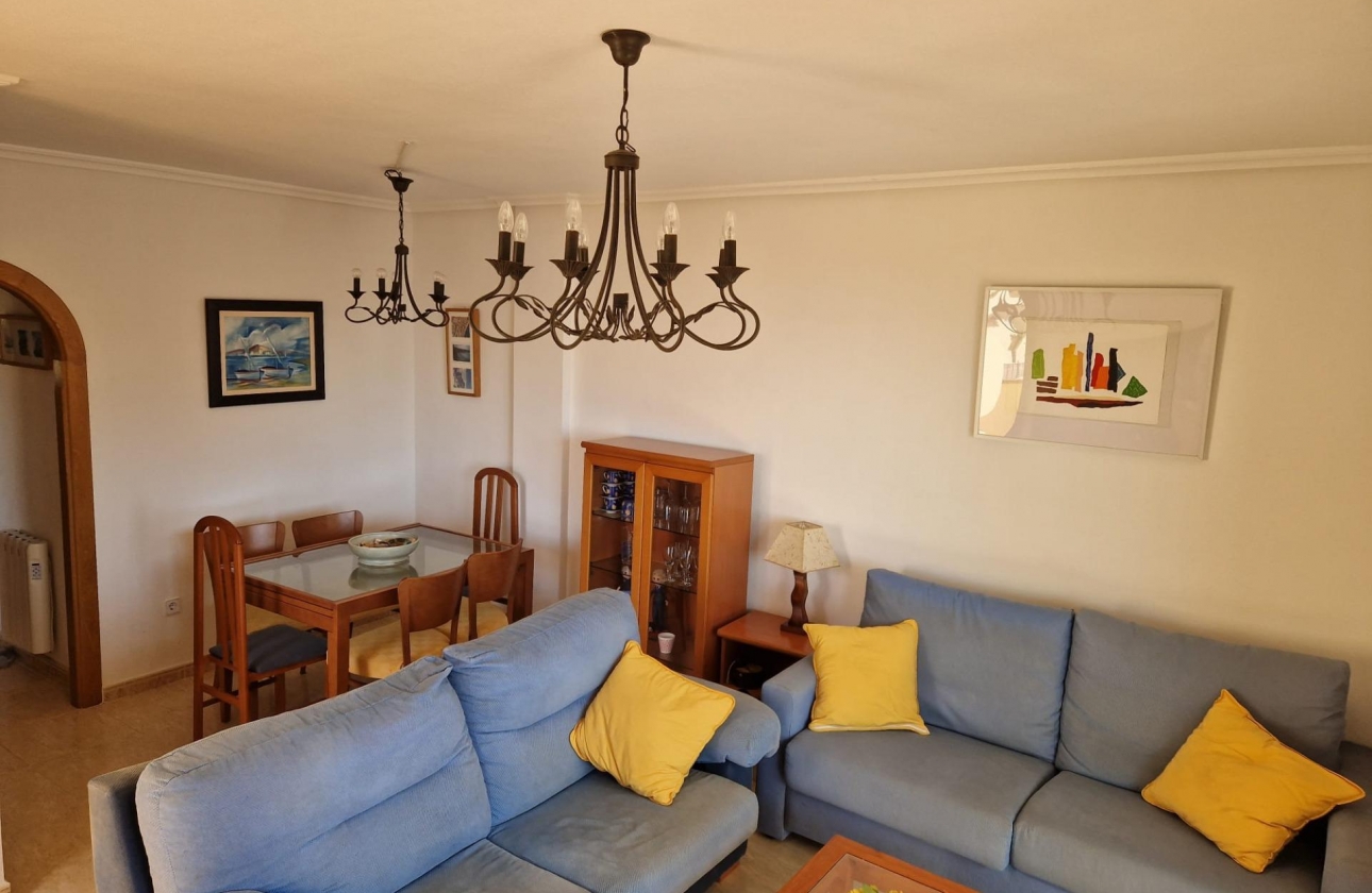 Resale - Apartment - Orihuela Costa - Campoamor