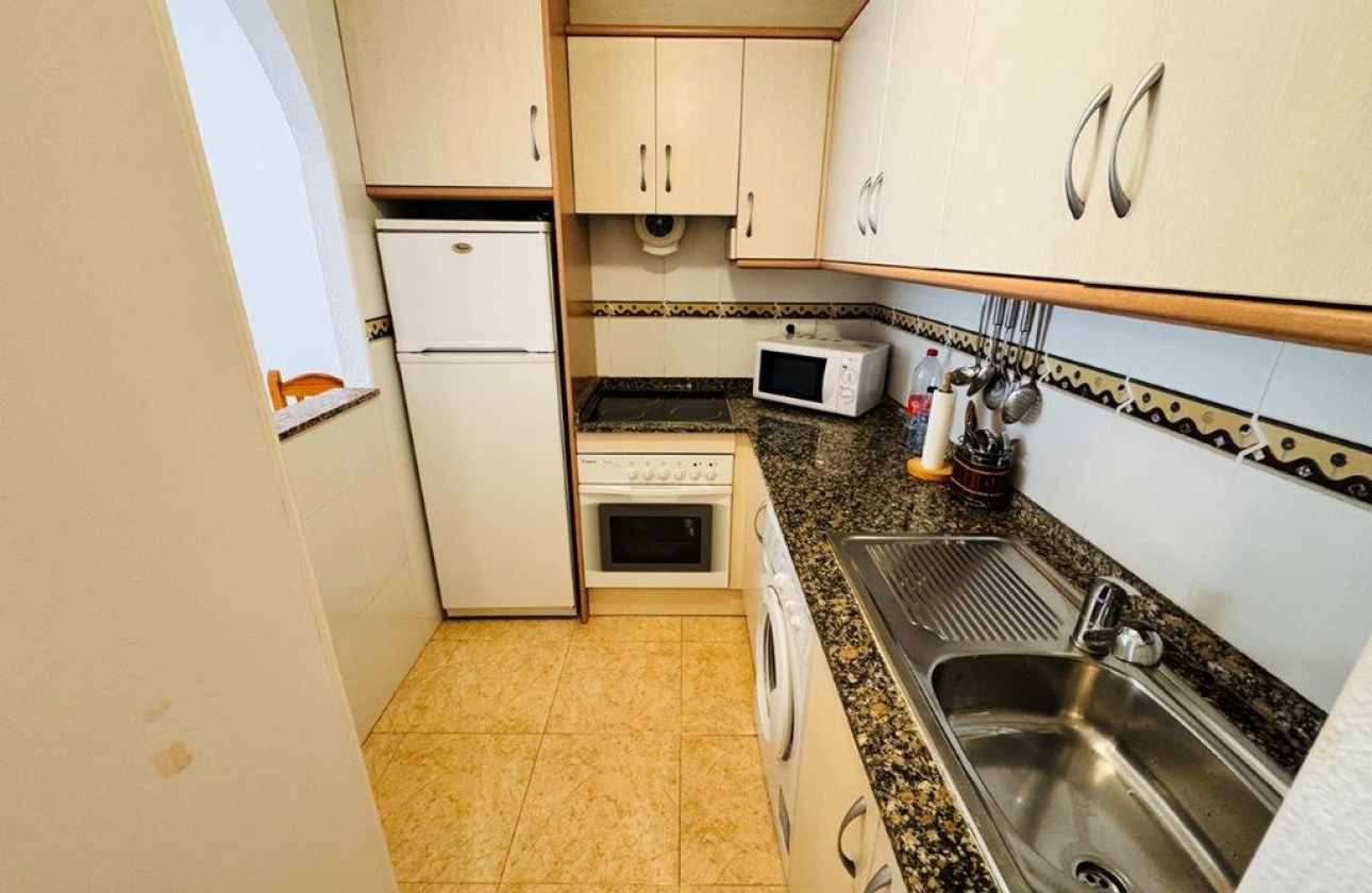 Resale - Apartment - Torrevieja - La Mata