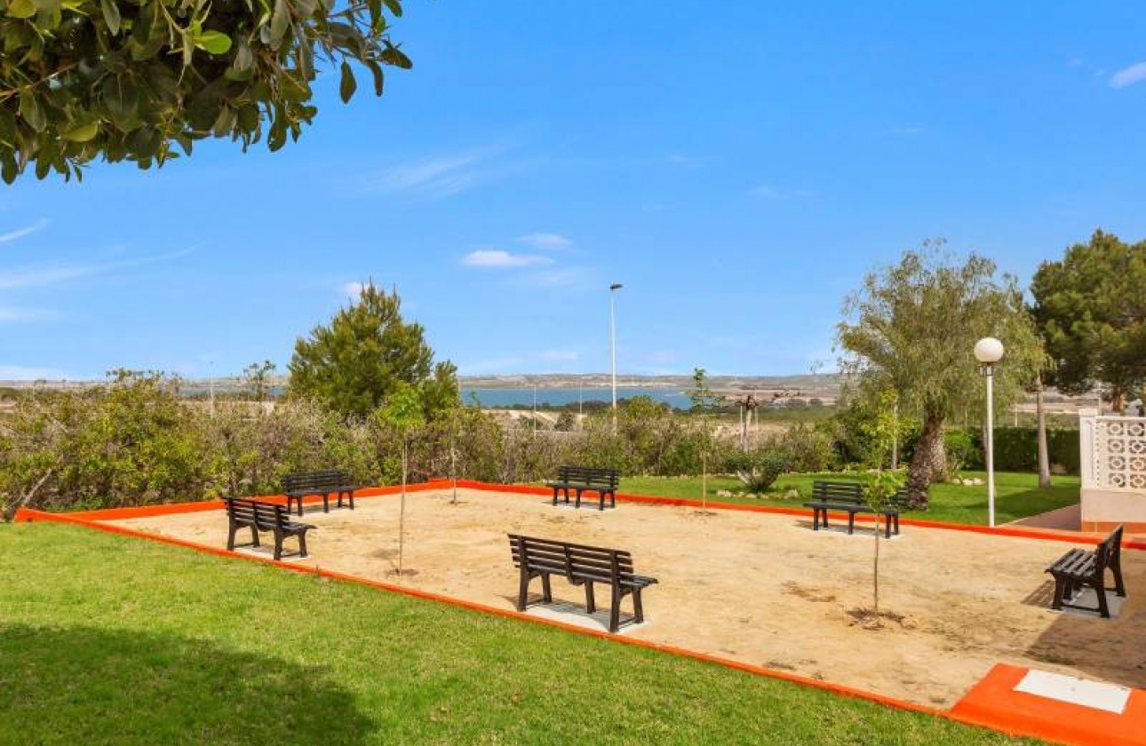 Resale - Bungalow ground floor - Torrevieja - Torreblanca