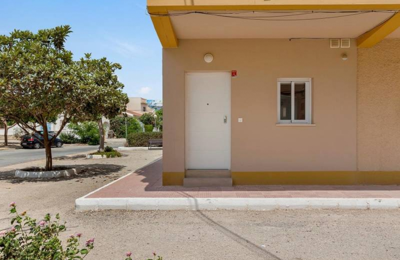 Resale - Bungalow ground floor - Guardamar del Segura - Pinomar