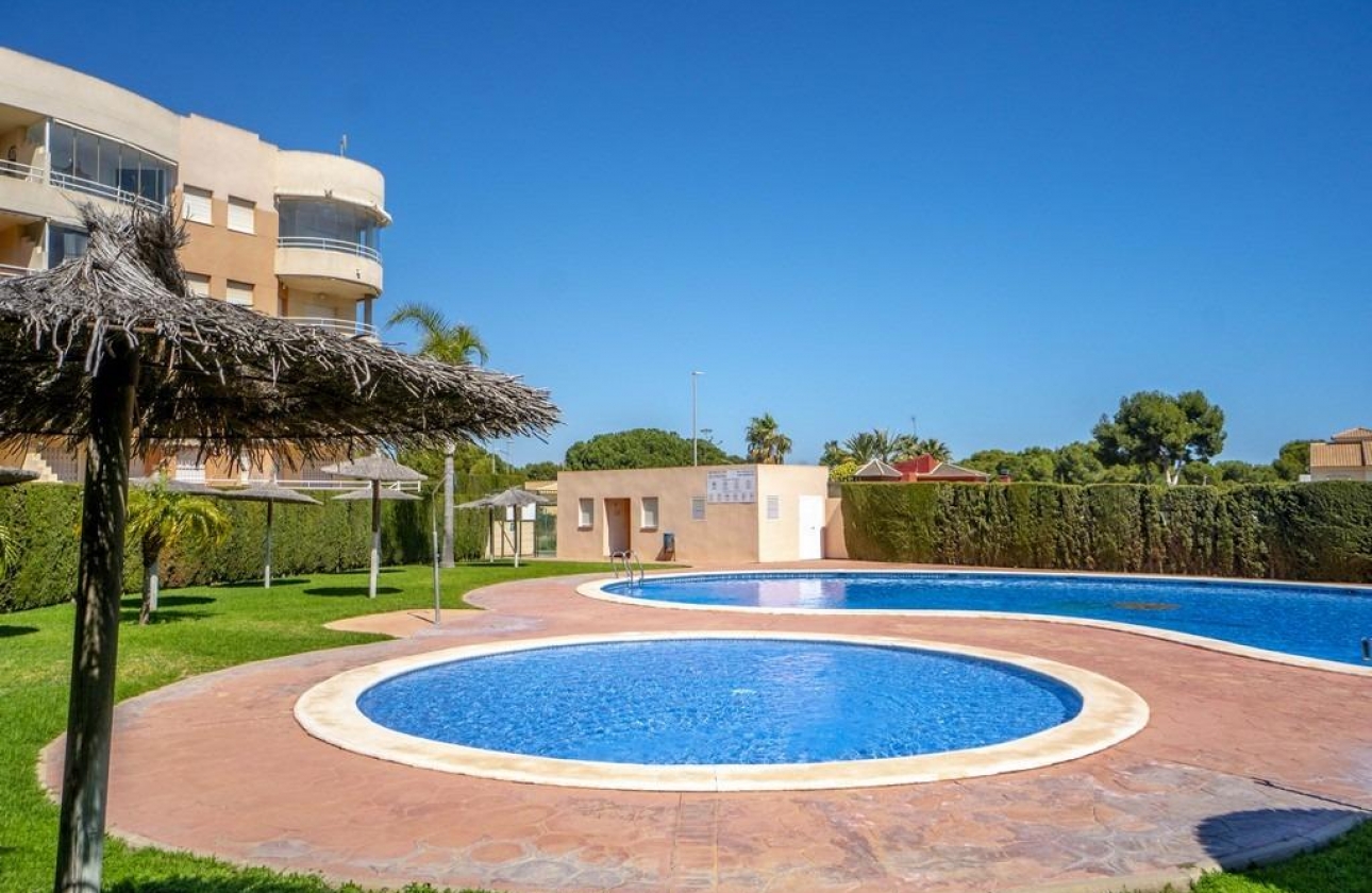 Reventa - Apartment - Orihuela Costa - Campoamor