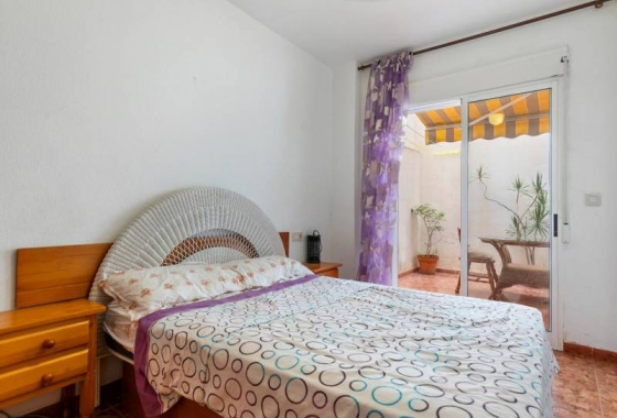 Resale - Apartment - Torrevieja - Centro