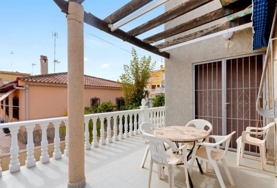 Rynek wtórny - Villa - Torrevieja - Nueva Torrevieja