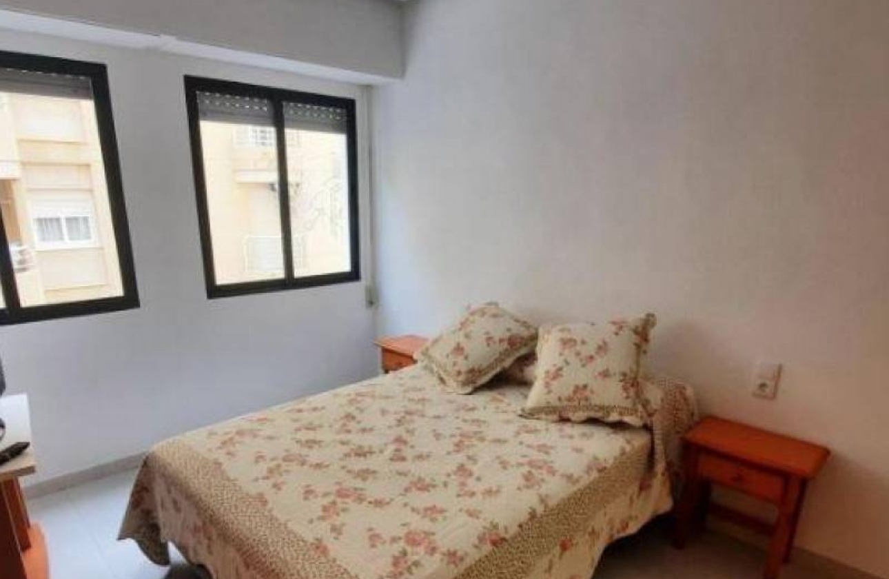 Resale - Apartment - Torrevieja - La Mata