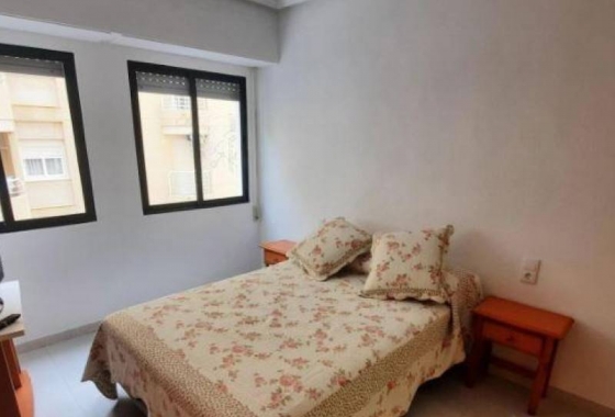 Resale - Apartment - Torrevieja - La Mata