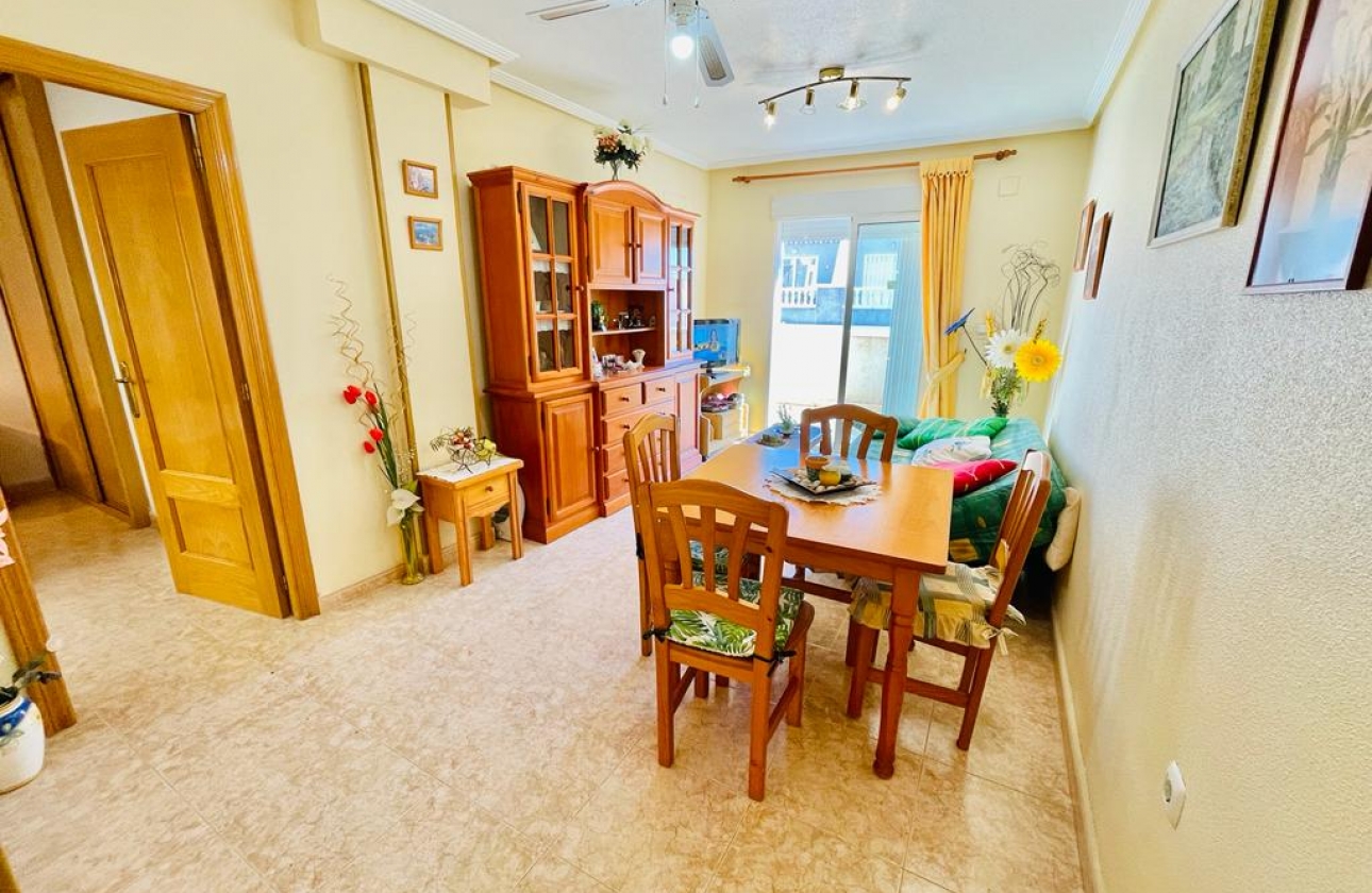 Rynek wtórny - Apartament - Torrevieja - Playa del Cura