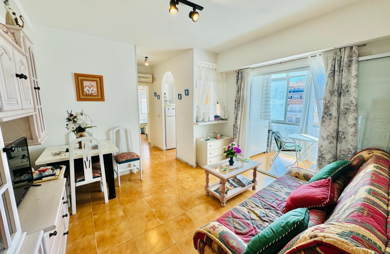 Rynek wtórny - Apartament - Torrevieja - La Mata