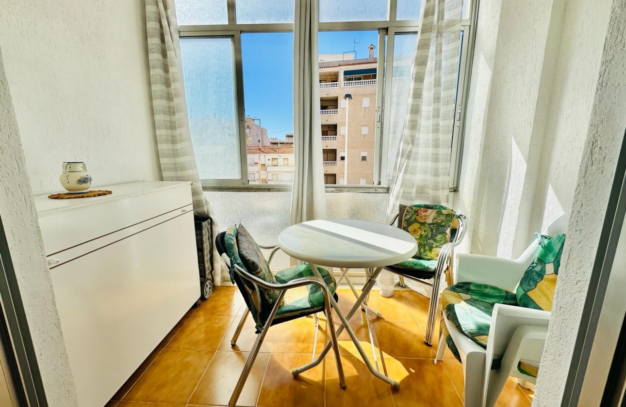 Resale - Apartment - Torrevieja - La Mata