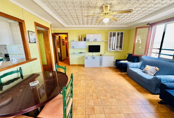 Rynek wtórny - Apartament - Torrevieja - Playa del Acequión