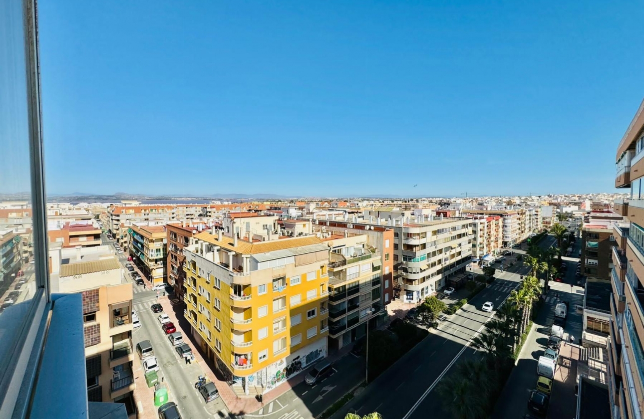 Rynek wtórny - Apartament - Torrevieja - Playa del Acequión