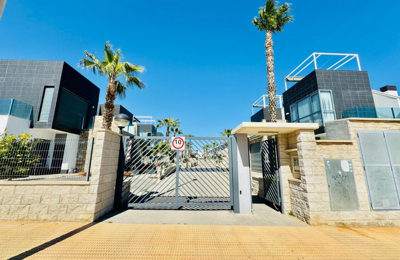 Resale - Terraced house - Orihuela Costa - Lomas de Cabo Roig