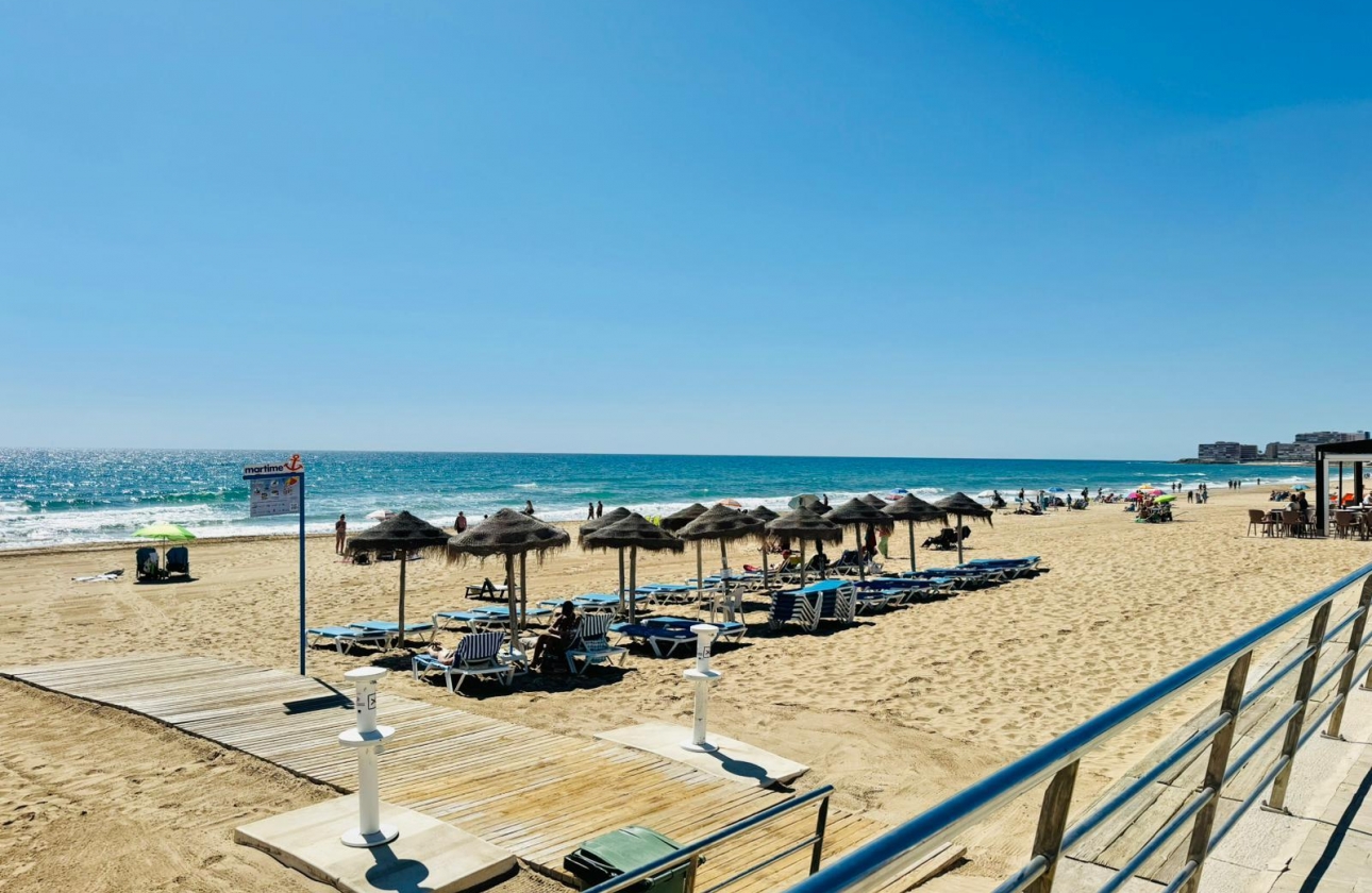 Resale - Apartment - Torrevieja - La Mata