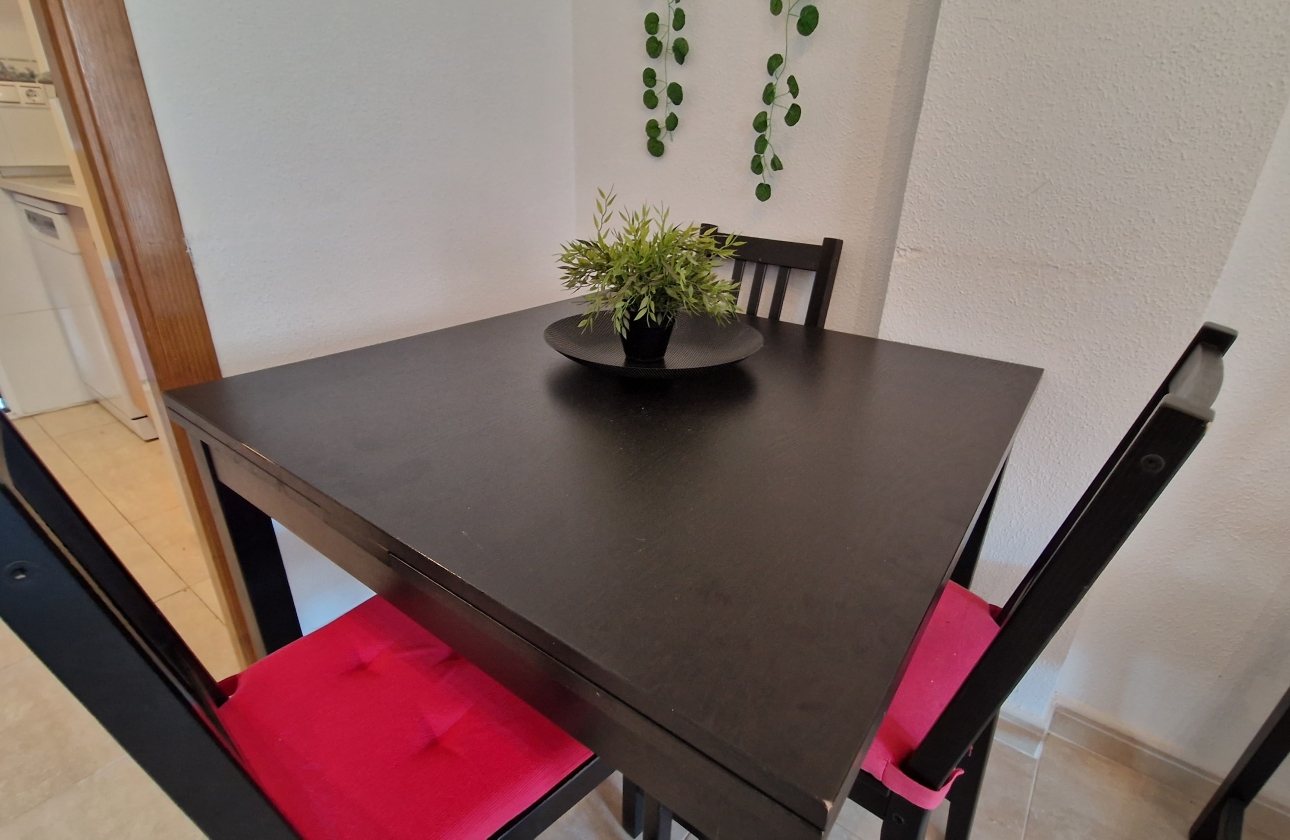 Resale - Apartment - Orihuela Costa - Los Almendros