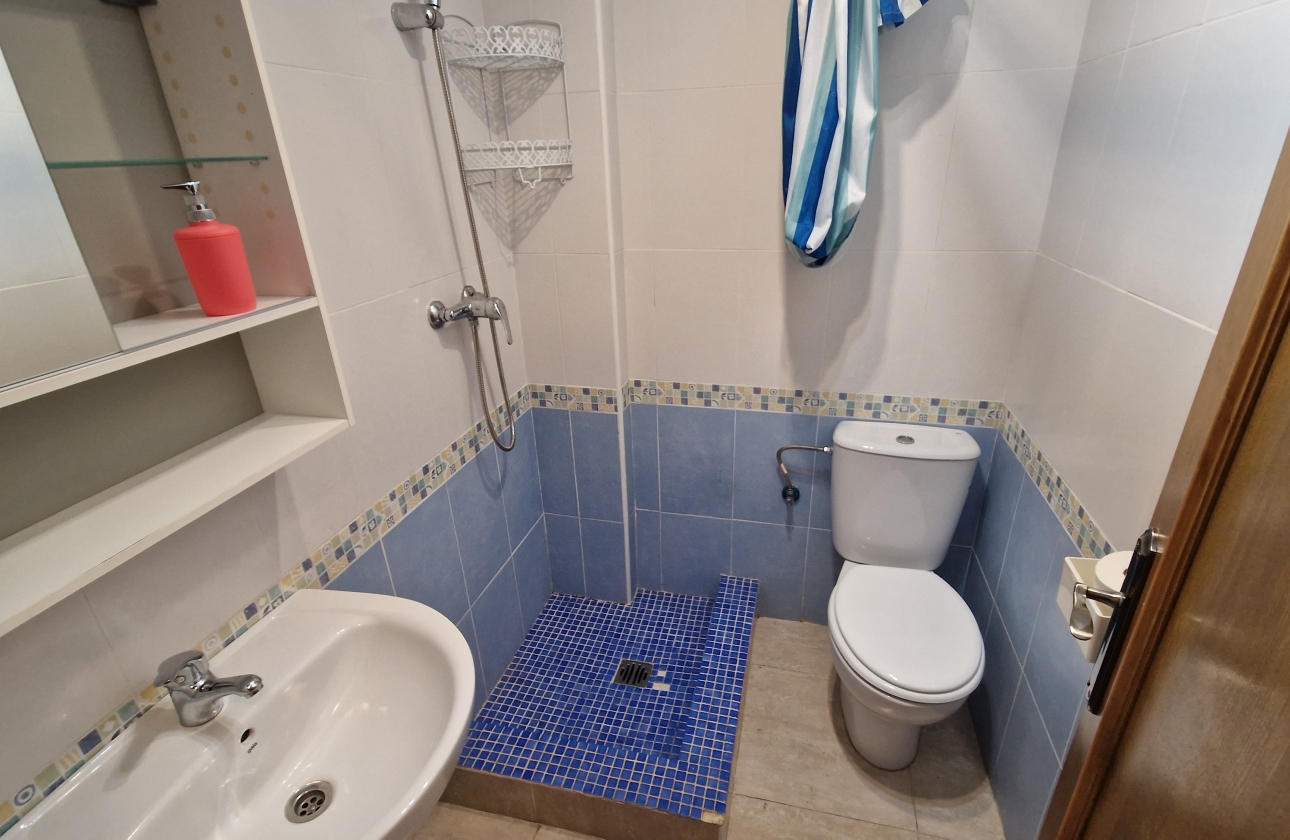 Resale - Apartment - Orihuela Costa - Los Almendros