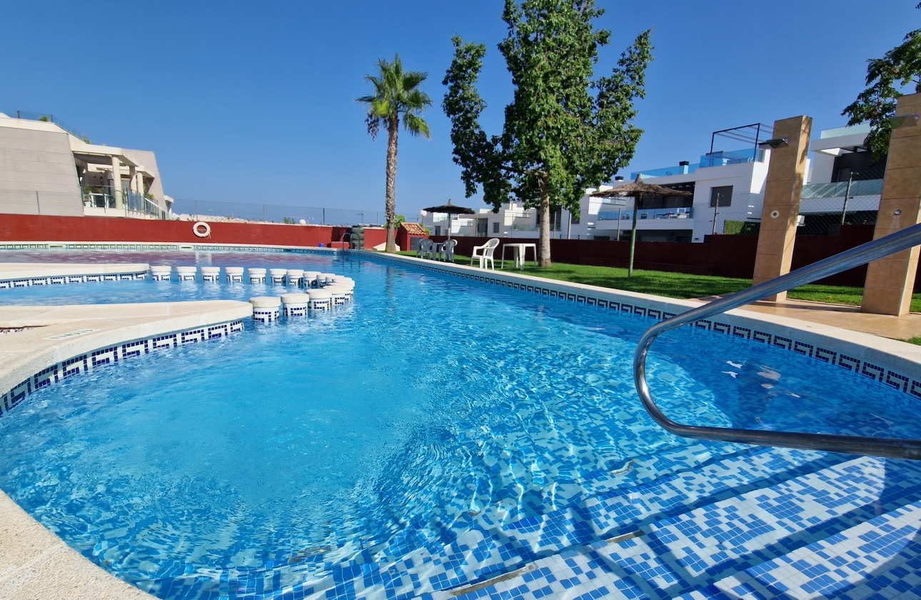 Resale - Apartment - Orihuela Costa - Los Almendros