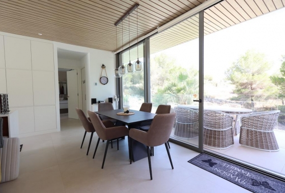 Resale - Villa - San Miguel de Salinas - Las colinas golf and country club