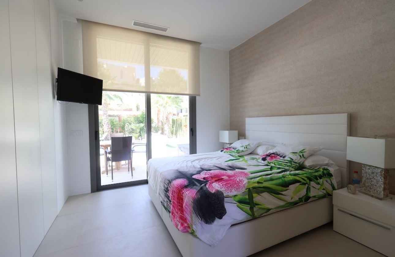 Resale - Villa - San Miguel de Salinas - Las Colinas golf and beach resort