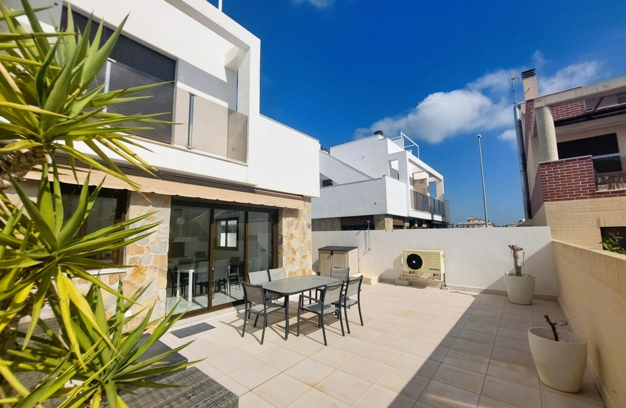 Resale - Semi-detached - Orihuela Costa - Lomas de Cabo Roig