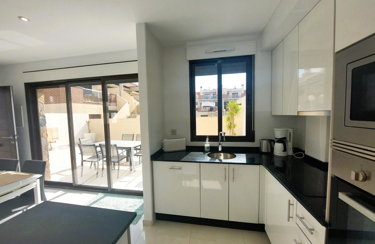 Resale - Semi-detached - Orihuela Costa - Lomas de Cabo Roig