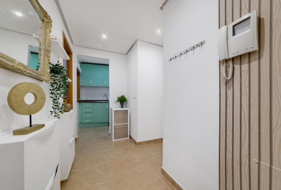 Resale - Apartment - Torrevieja - Villa Madrid