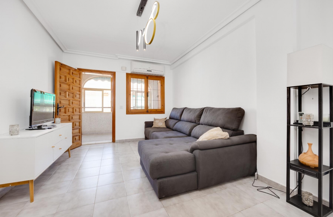 Rynek wtórny - Apartament - Torrevieja - Playa del Acequión