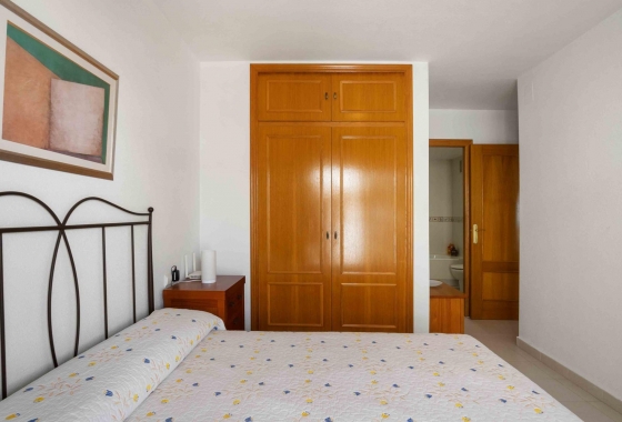 Resale - Apartment - Orihuela Costa - Campoamor