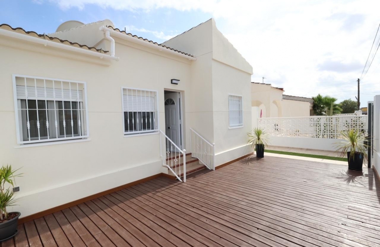 Resale - Villa - Torrevieja - San Luis